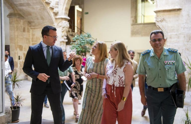 La Diputació de València destina 600.000 euros a reformar una veintena de cuarteles de la Guardia Civil