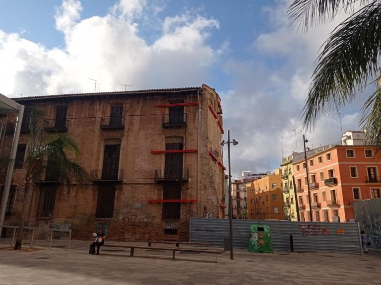 Luz verde para la rehabilitación que convertirá el Palau dels Eixarchs en un complejo hotelero