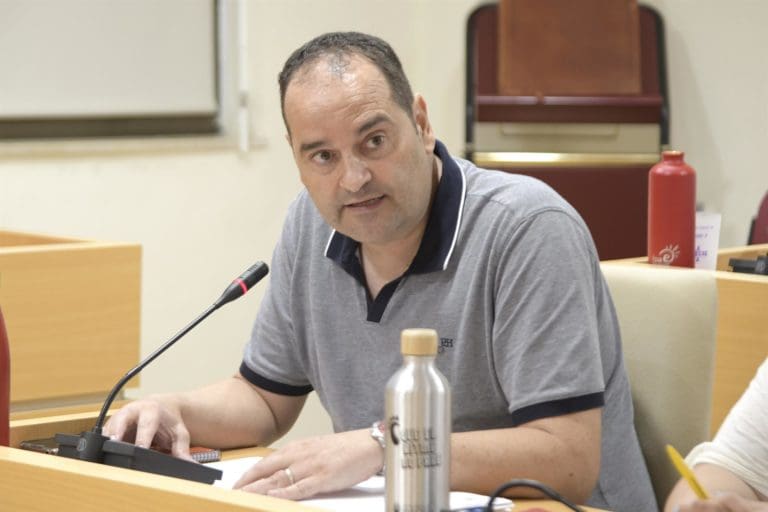 Paiporta suspende durante un año la concesión de licencias para pisos turísticos para realizar un estudio