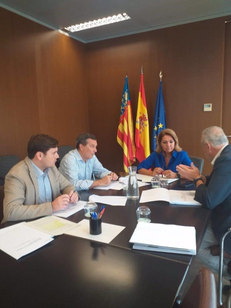 La Generalitat bate el récord histórico de inversión en el sistema de dependencia con 680 millones de euros en 2024