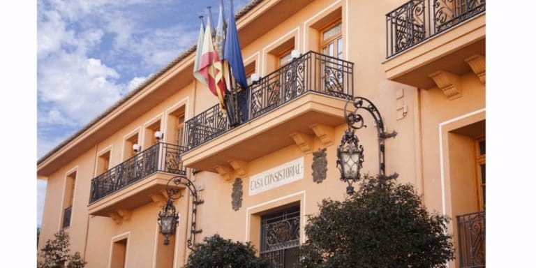 El PP rompe el gobierno de coalición con el PRYA en Requena y aborda ‘un nuevo ciclo en minoría’