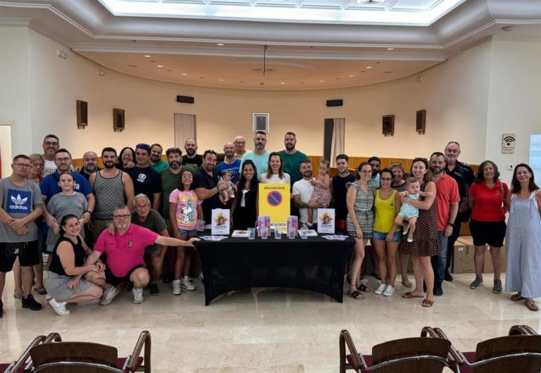 Paterna promueve entre comparsas y peñas unas fiestas mayores más seguras y sin agresiones sexistas