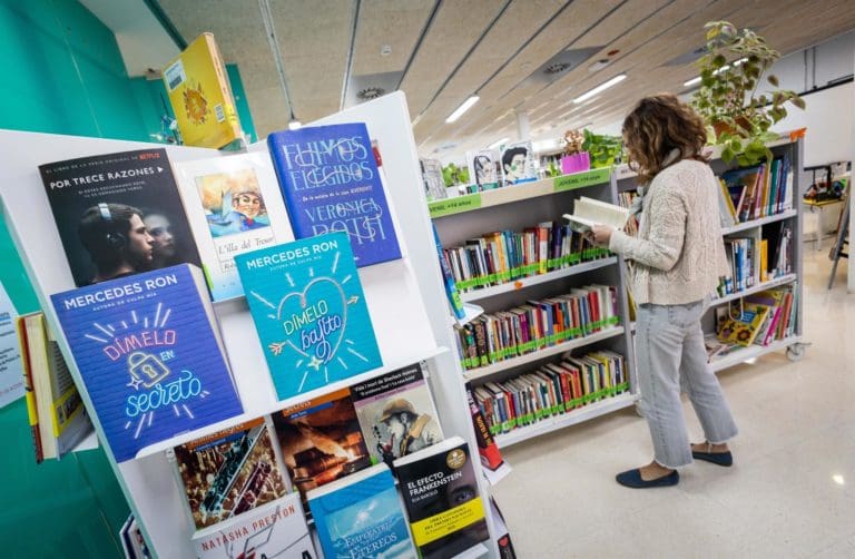 València destina 24.000 euros para ampliar la oferta de libros de las 32 bibliotecas municipales