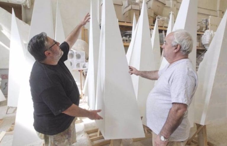 Latorre y Sanz anuncian el cierre de su taller en la Ciudad Fallera y ponen fin a una trayectoria de 40 años