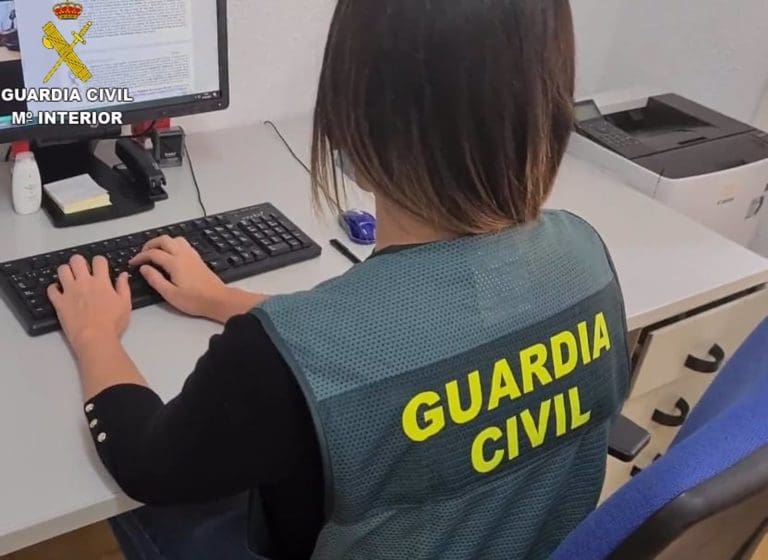 El menor puesto en libertad tras la pelea de Canals, detenido de nuevo por violencia de género