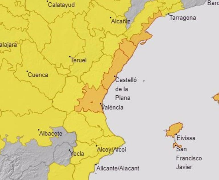 Aemet activa el aviso naranja por lluvias de hasta 150 l/m2 en 12 horas en litorales de Valencia y Castellón