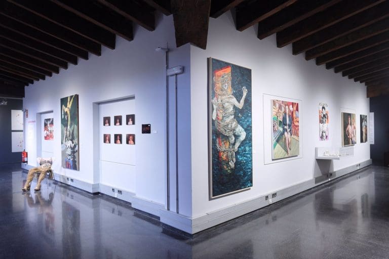 Arte feminista y residuos urbanos, propuestas expositivas del alumnado universitario en La Nau de la UV