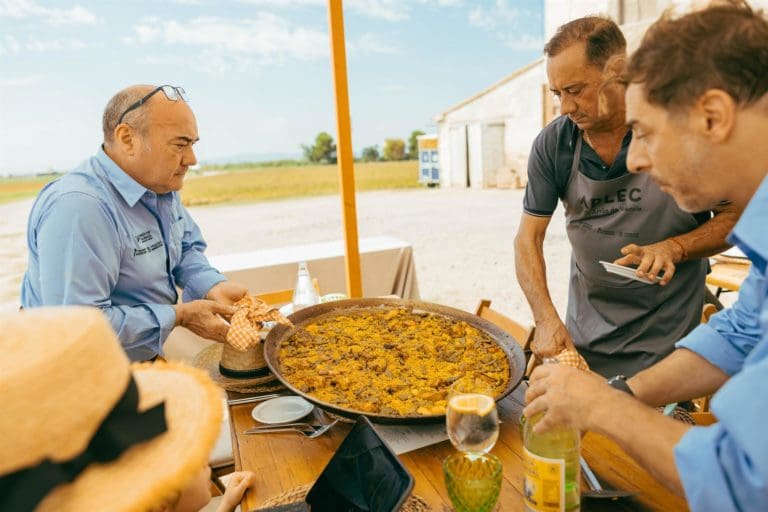 Los ‘mejores’ chefs de la Comunitat Valenciana se unen en l’Albufera para celebrar el legado del arroz en Aplec 2024