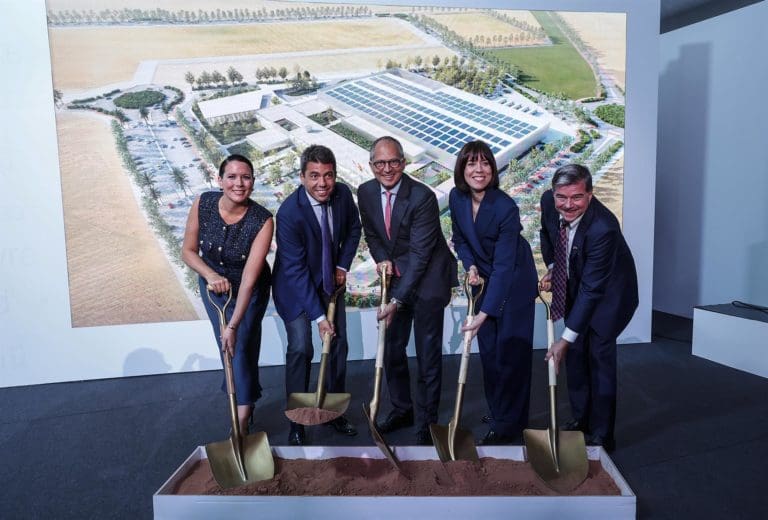 La nueva planta de Edwards Lifesciences en Moncada comenzará su producción en 2027 tras una inversión de 150 millones