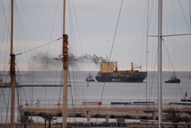 Comissió Ciutat-Port pide a la ciudadanía que denuncie ‘previsibles irregularidades’ en las obras de la terminal norte