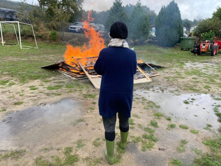 Llorenç Barber y Montserrat Palacios celebran ‘un ritual de renacimiento’ en un evento ‘transgresor’