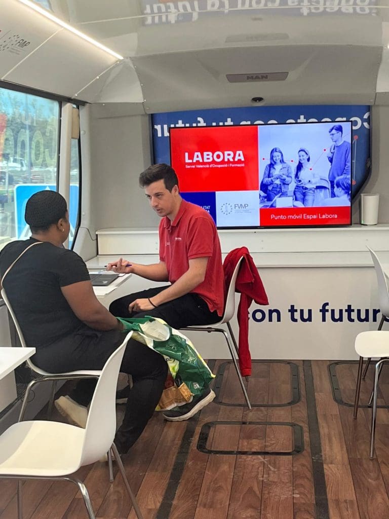 Labora abre inscripción para los cursos exprés gratuitos a personas desempleadas en la reconstrucción tras la dana