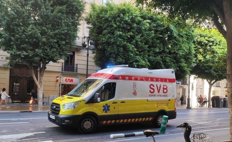 Dos personas heridas al sufrir un accidente en la carretera CV-35