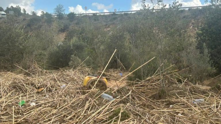 Barrachina pide al Gobierno de España ayudas del Plan Renove para reponer la maquinaria agrícola dañada por la DANA