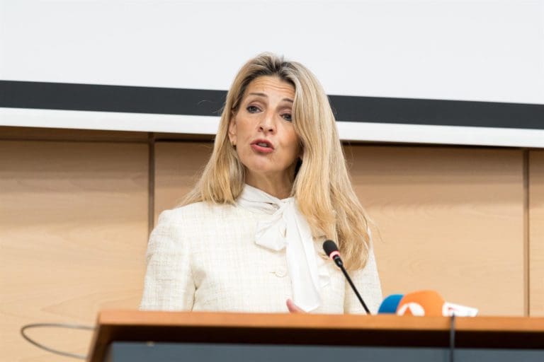 Díaz avanza que los permisos retribuidos para afectados por la DANA no tendrán plazos establecidos