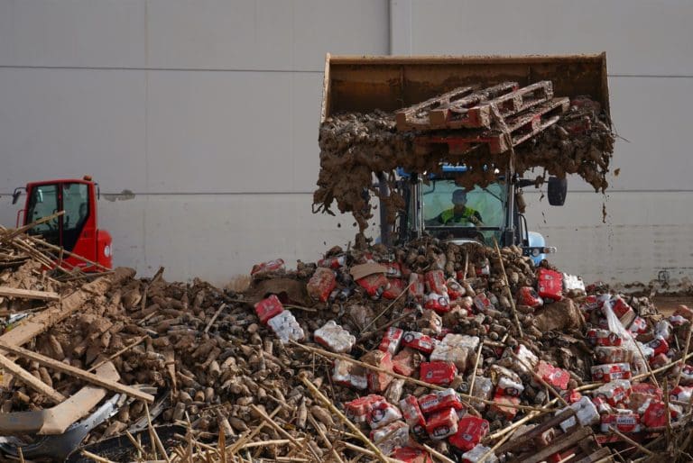 Quart de Poblet empieza a reconstruir su polígono industrial para reanudar la actividad ‘lo antes posible’