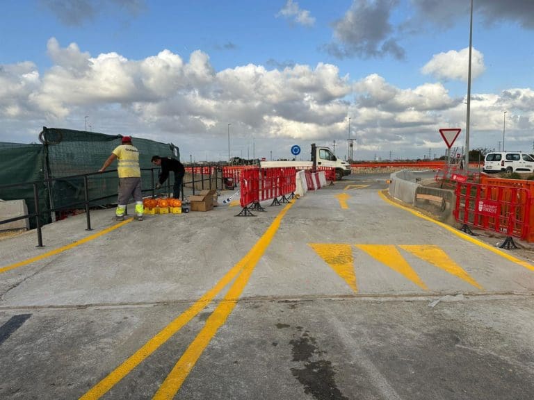 Torrent reabrirá en las próximas horas el puente naranja a Alaquàs