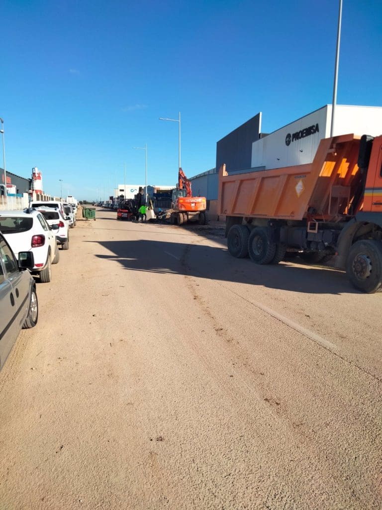 El Consell incrementa hasta el 100% las ayudas concedidas para la mejora de áreas industriales afectadas