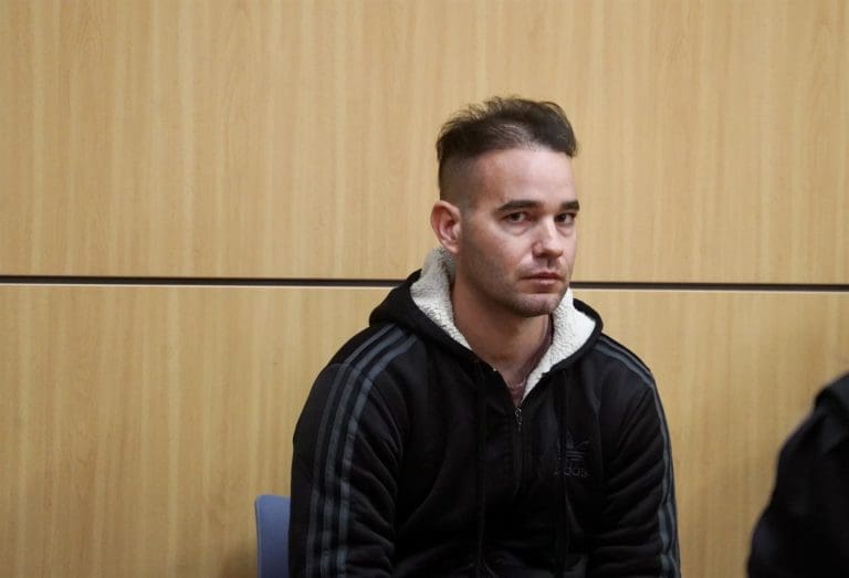 El Tuvi dice que cogió del cuello a Wafaa para reducirla y al verla muerta se asustó y la tiró a un pozo