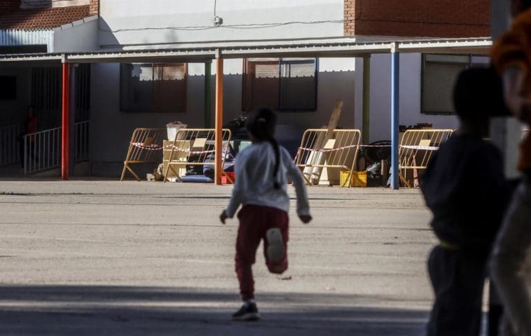 Educación dice que ‘lleva semanas’ realizando limpieza de IES y coordinada con ayuntamientos en la de colegios