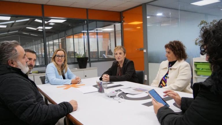 La Generalitat ha concedido ya 44 millones de euros en ayudas directas a empresas y autónomos afectados por la DANA