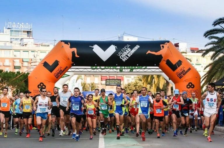 Conoce las afecciones de tráfico y el transporte público en València por la Pas Ras al Port