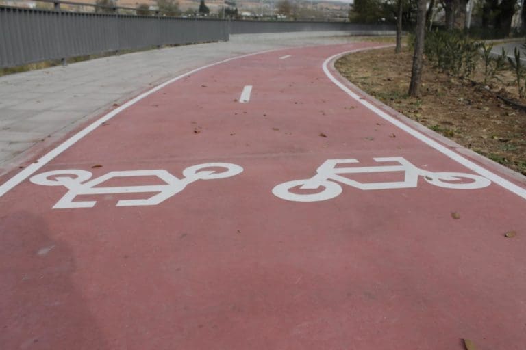 Transportes concede casi 5 millones para desplegar infraestructura ciclista en 10 municipios, dos valencianos
