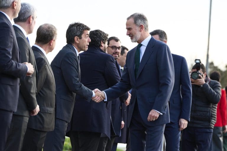 Mazón pide ‘exención total de impuestos’ para las ayudas a afectados por la Dana