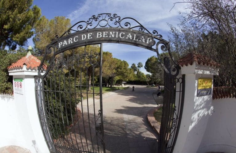 Benicalap tendrá un auditorio municipal con aforo para 500 personas en el solar frente a Jubiocio