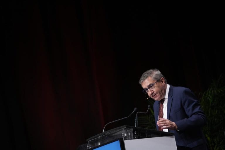 Educación da diez días para recabar las alegaciones a la orden que regula la consulta de la lengua base en los centros