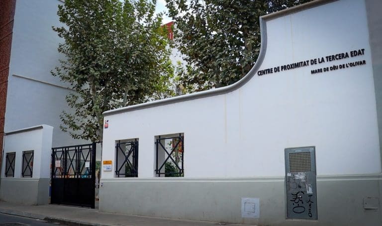 Torrent inicia la reforma de la cafetería del centro de mayores Virgen del Olivar