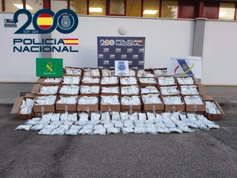 Desarticulada una organización dedicada al tráfico internacional de cocaína a través de cajas de fruta
