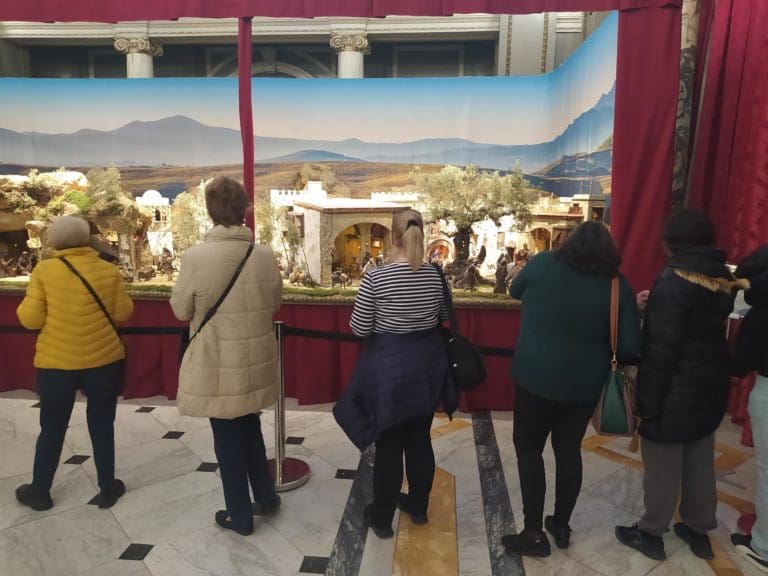Más de 41.000 personas visitan el belén del Salón de Cristal del Ayuntamiento de València