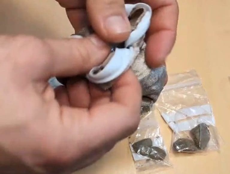 Detenida una joven acusada de vender droga en un autobús que se dirigía a una discoteca de Segorbe