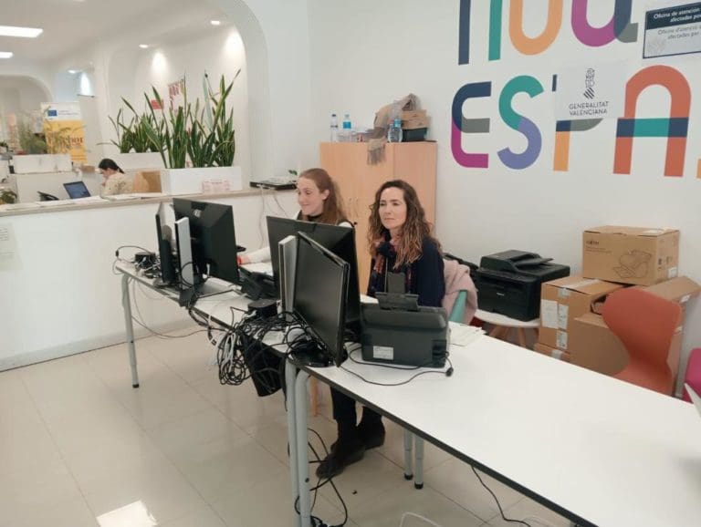 Abren dos oficinas PROP en Benetússer y Algemesí para facilitar la solicitud de ayudas de la DANA y la tarjeta de transporte