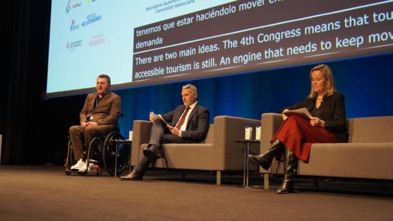 El secretario autonómico destaca que la Comunitat Valenciana es referente nacional en turismo accesible