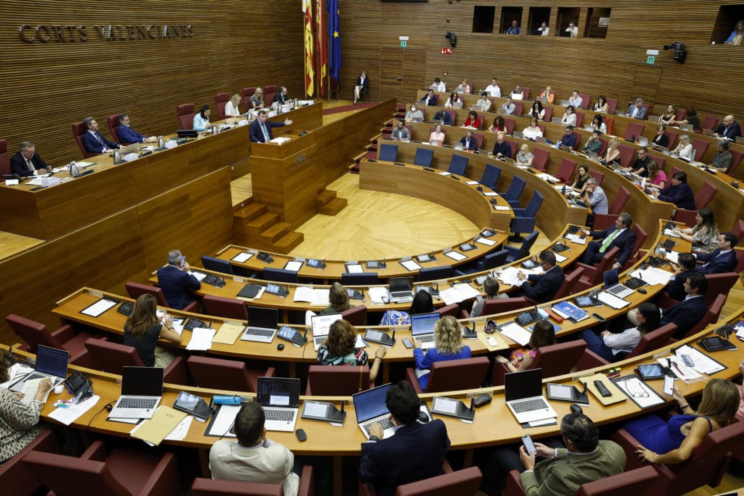 Corts Valencianes. Pleno