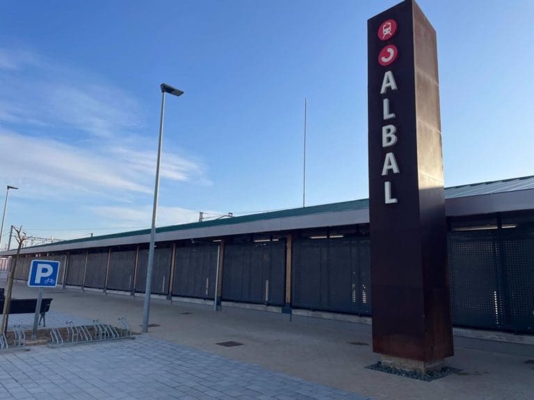 Imagen de la estación de Albal que entra en servicio