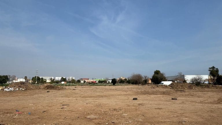 Sedaví ya tiene retirados todos los vehículos afectados por la Dana: el 93,5% de su parque móvil estaba destrozado