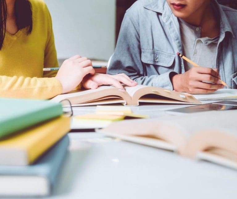 Educación publica el calendario de admisión y matrícula para 2026-2027