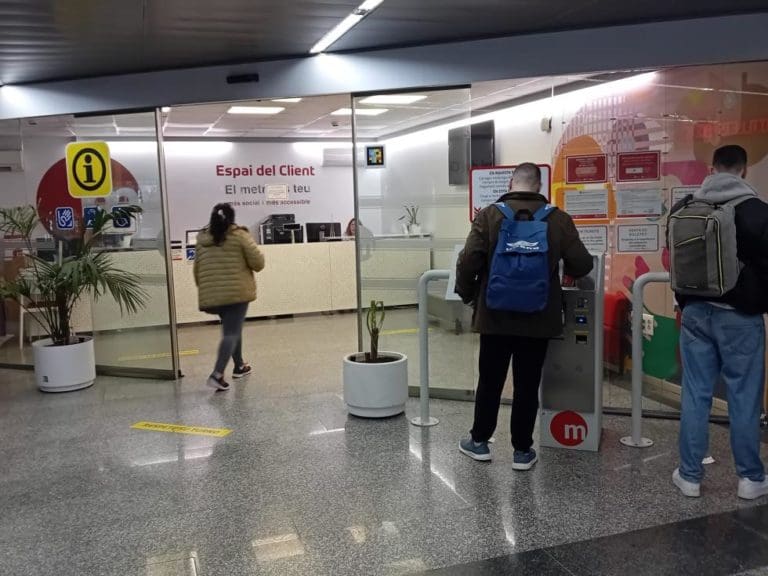 Los servicios de atención al cliente de Metrovalencia reciben más de 310.000 visitas presenciales en 2024