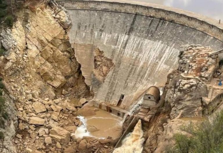 El ingeniero de la presa de Buseo avisó a las 20:41 del 29-O del posible desbordamiento