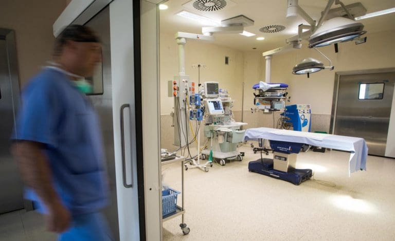 El Departamento de Salud de Manises licita la compra de 23 nuevos equipos tecnológicos por 1,4 millones