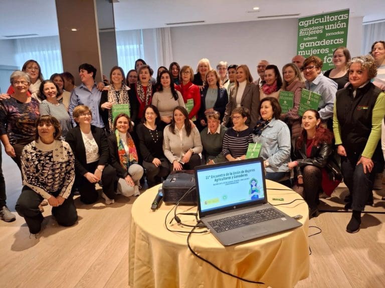 Denuncian que la mujer rural dedica más de dos horas diarias sobre el hombre a actividades del hogar