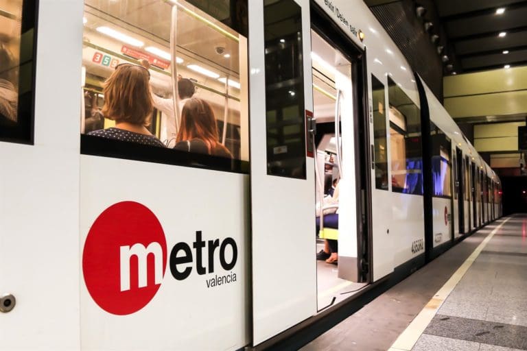 Metrovalencia ofrece 120 horas de servicio ininterrumpido desde la ‘Plantà’ hasta la ‘Cremà’