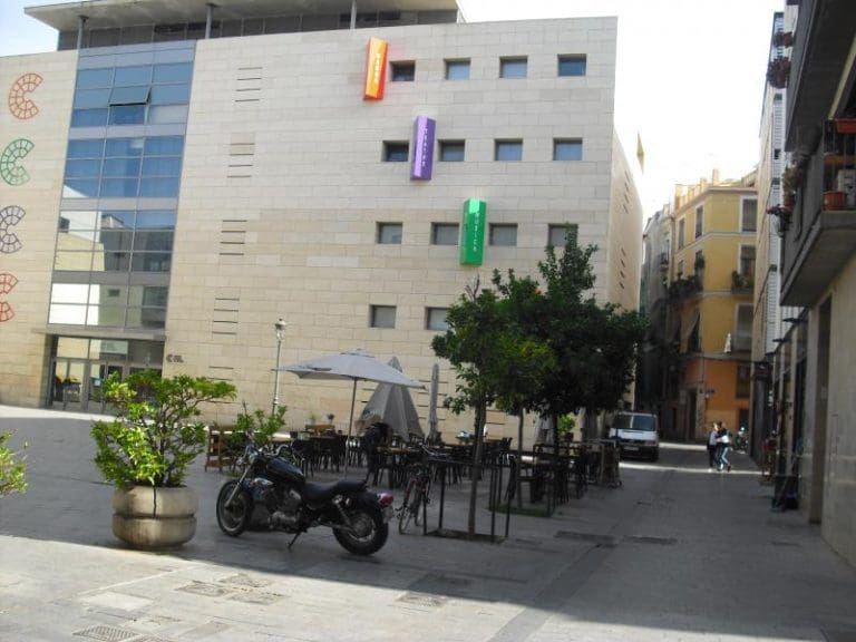 Publicada la convocatoria de una oferta de empleo público con 42 plazas para reforzar la plantilla de la Evha