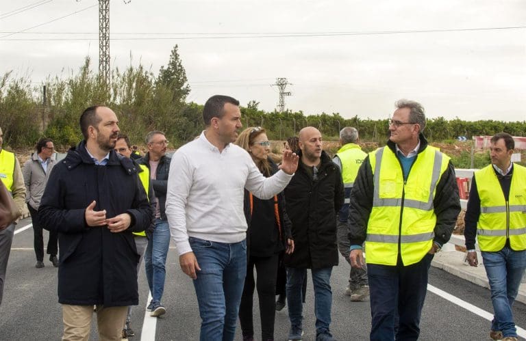 Abre al tráfico el puente sobre el Barranc dels Cavalls de Aldaia