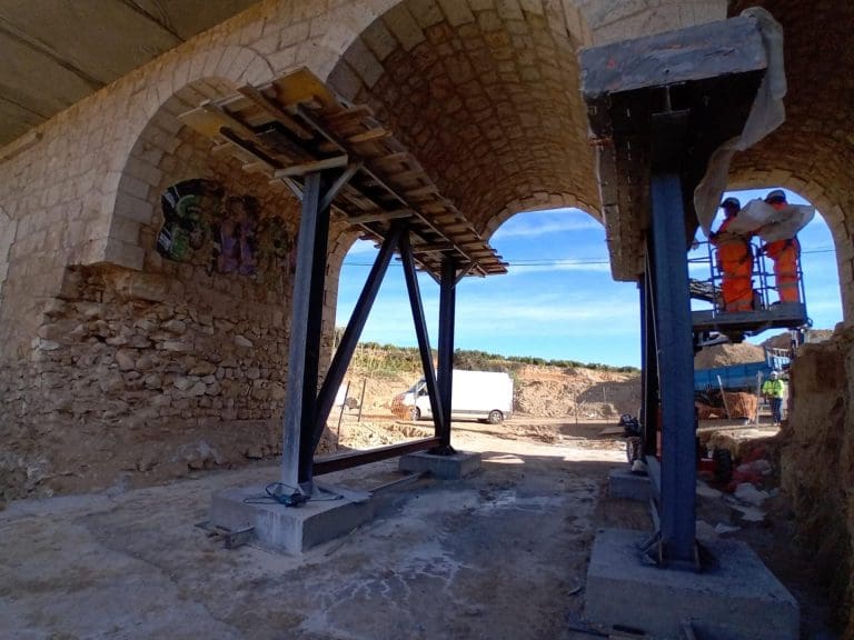 Reabre al tráfico la conexión por carretera entre Godelleta y Montserrat, interrumpida desde la Dana