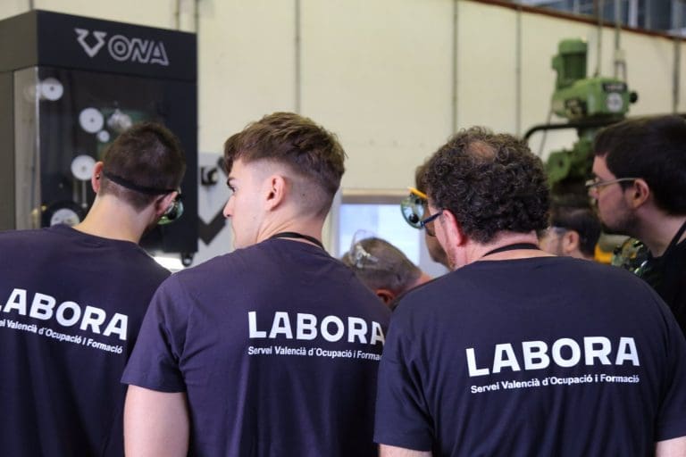 Labora abre el plazo para que las empresas pidan ayudas para contratar parados de atención prioritaria