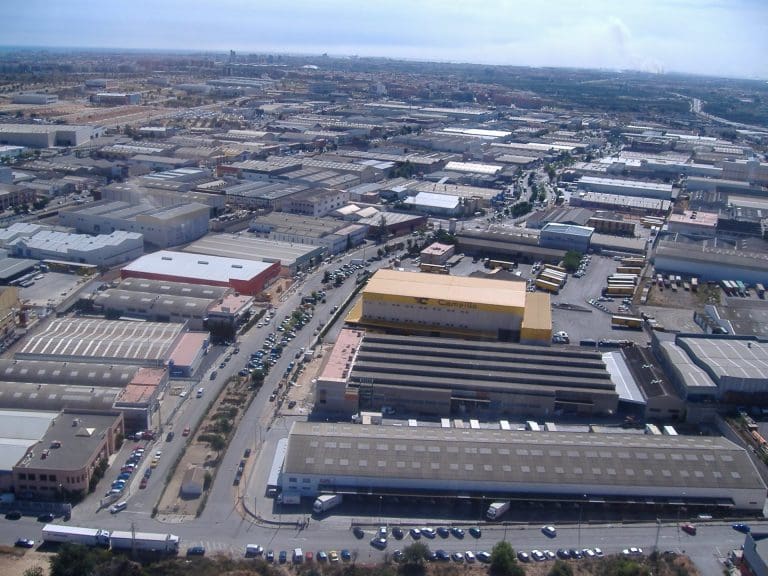 El Consell incrementa un 102% las ayudas para mejorar la gestión y servicios de las áreas industriales de la Comunitat